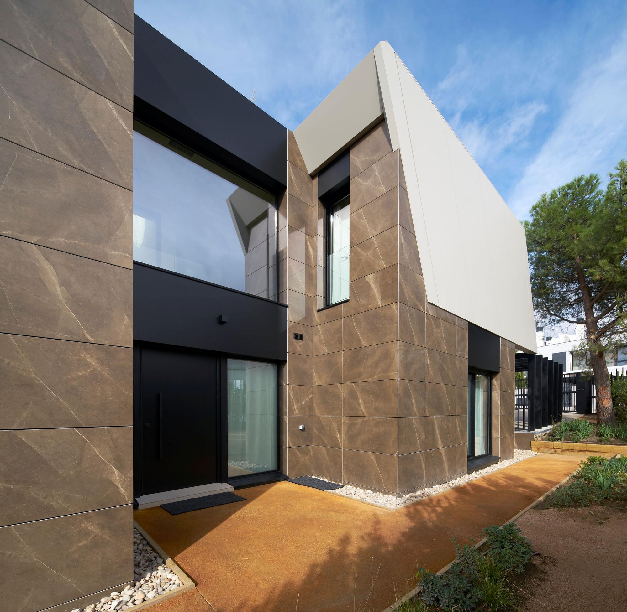 living - KREST - gallery thumbnail - 8
