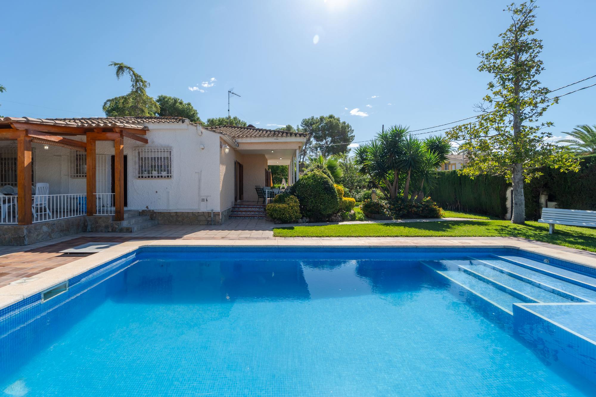 living - Casa / villa de 175m² con 1,000m² de jardín en venta en La Eliana - gallery thumbnail - 7