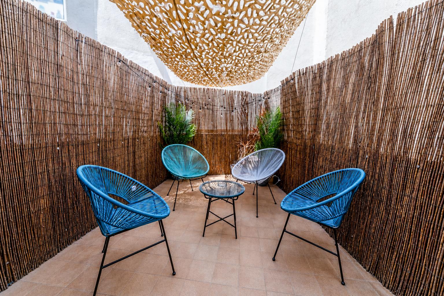 living - Piso de 76m² con 16m² terraza en venta en Sitges Town - gallery thumbnail - 3