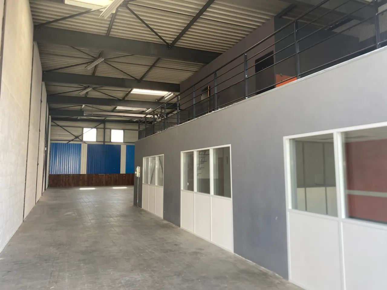 logistics - Light Industrial Premises / Offices For Rent - gallery - 7