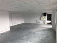 logistics - Activités / Bureaux À Louer - gallery thumbnail - 8