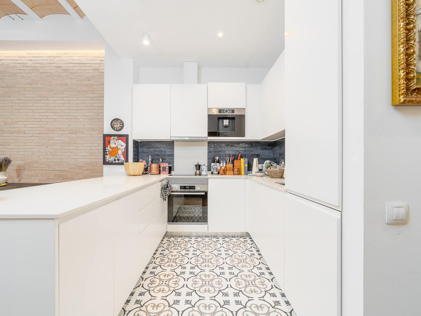 living - 70m² apartment with 27m² garden for sale in Poble Sec - featured