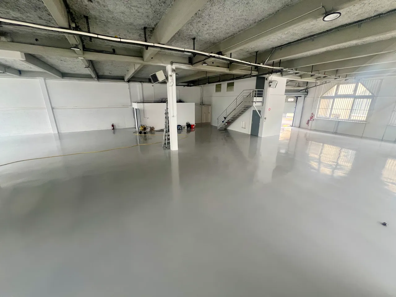 logistics - Warehouse / Offices For Rent - gallery - 5