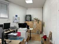 logistics - Local d’activités À Louer - gallery thumbnail - 4
