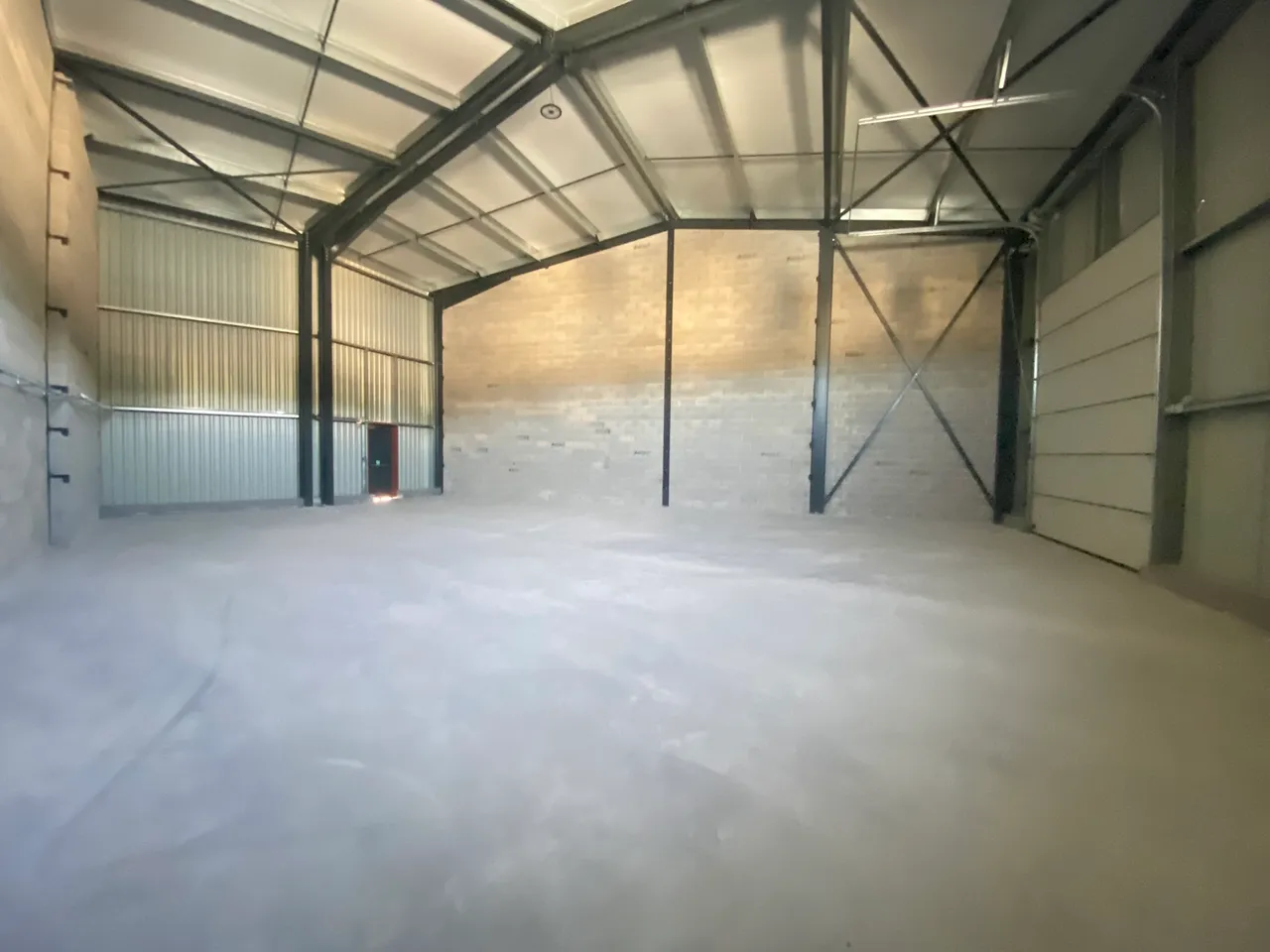 logistics - Activity Facility For Rent - For Sale - gallery - 3
