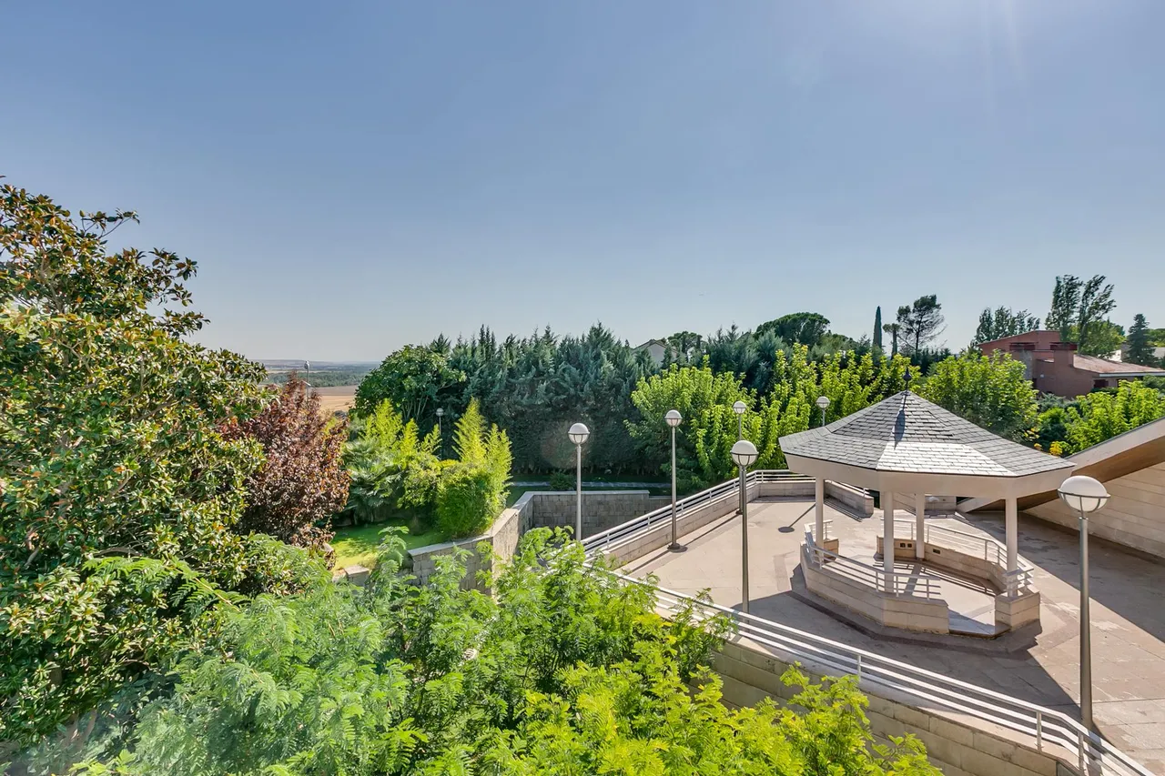 living - 2,556m² country / sporting estate for sale in Santo Domingo - gallery - 5