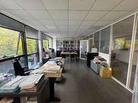 logistics - Activités / Bureaux À Vendre - gallery thumbnail - 8