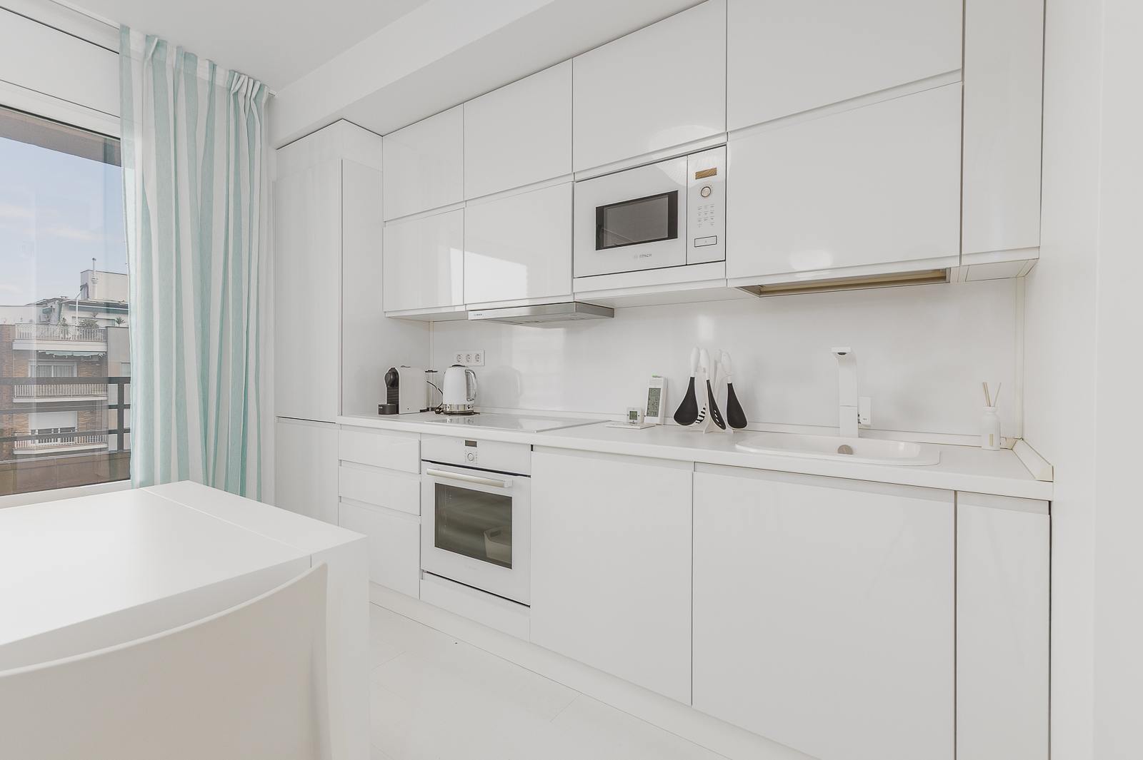 living - Piso de 79m² con 11m² terraza en venta en Poble Sec - gallery thumbnail - 6