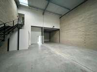 logistics - Activités / Bureaux À Louer - gallery thumbnail - 1