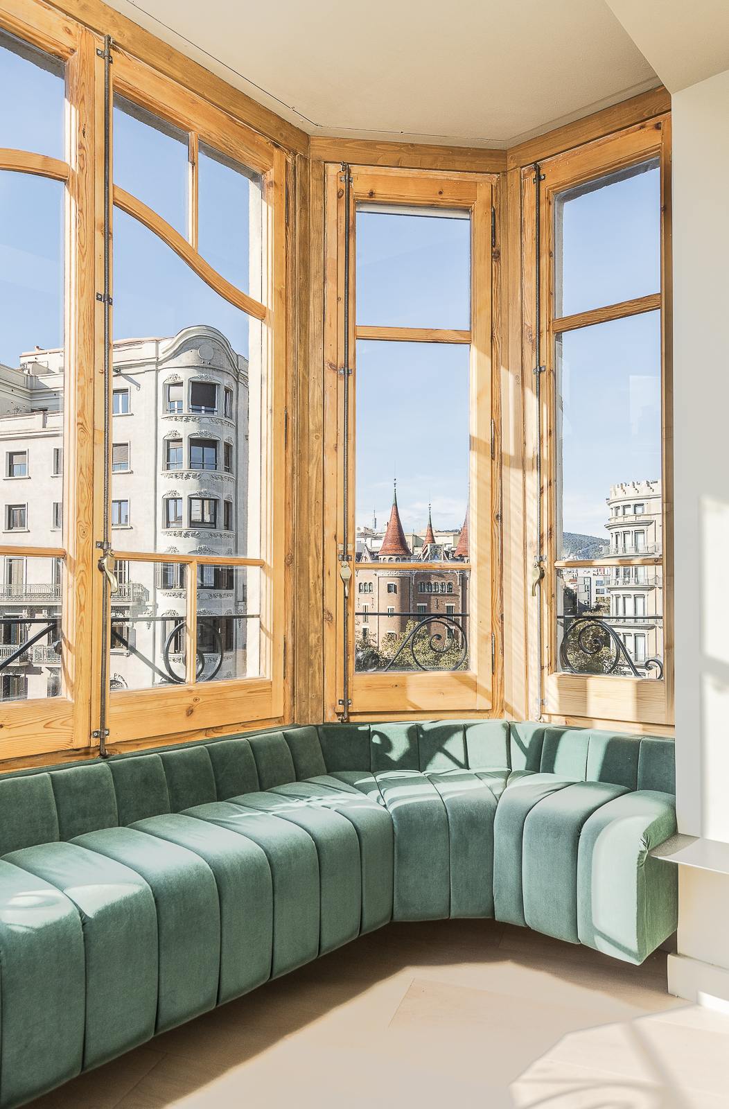 living - Piso de 185m² en alquiler en Eixample Derecho, Barcelona - gallery - 2