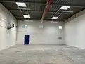 logistics - Activités / Bureaux À Louer - gallery thumbnail - 4