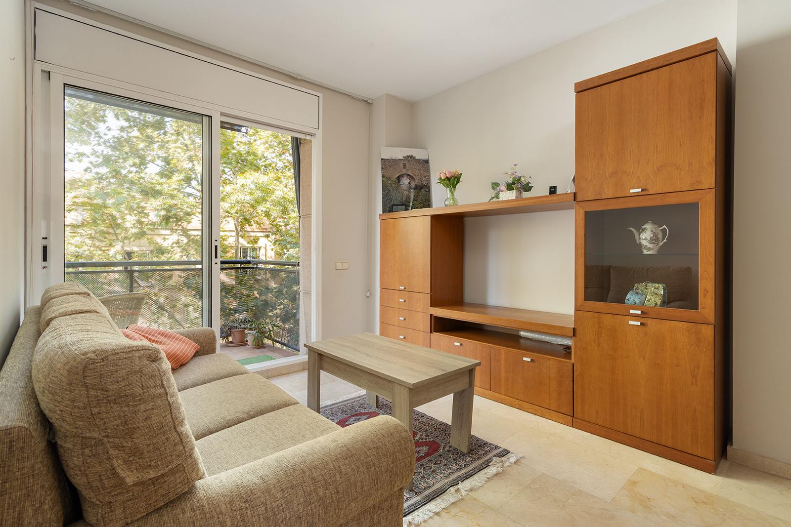 living - Piso de 70m² con 10m² terraza en venta en Les Corts - gallery thumbnail - 4