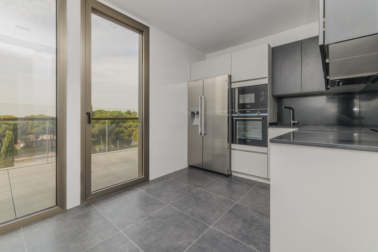 living - Ático de 158m² con 82m² terraza en venta en Majadahonda - gallery - 9