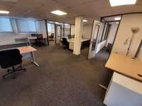 office - Bureaux À Louer - gallery thumbnail - 5