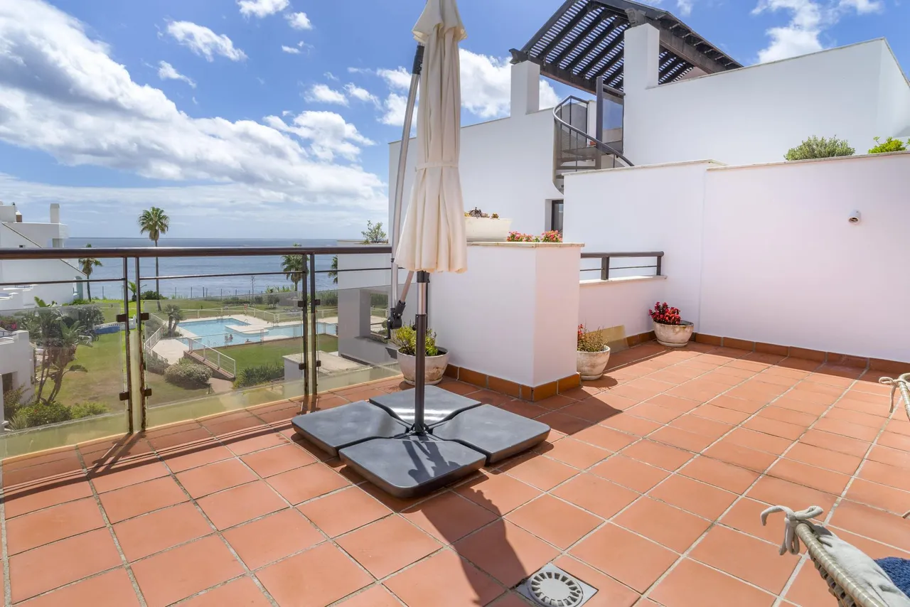 living - 160m² penthouse with 108m² terrace for sale in Casares - gallery - 3