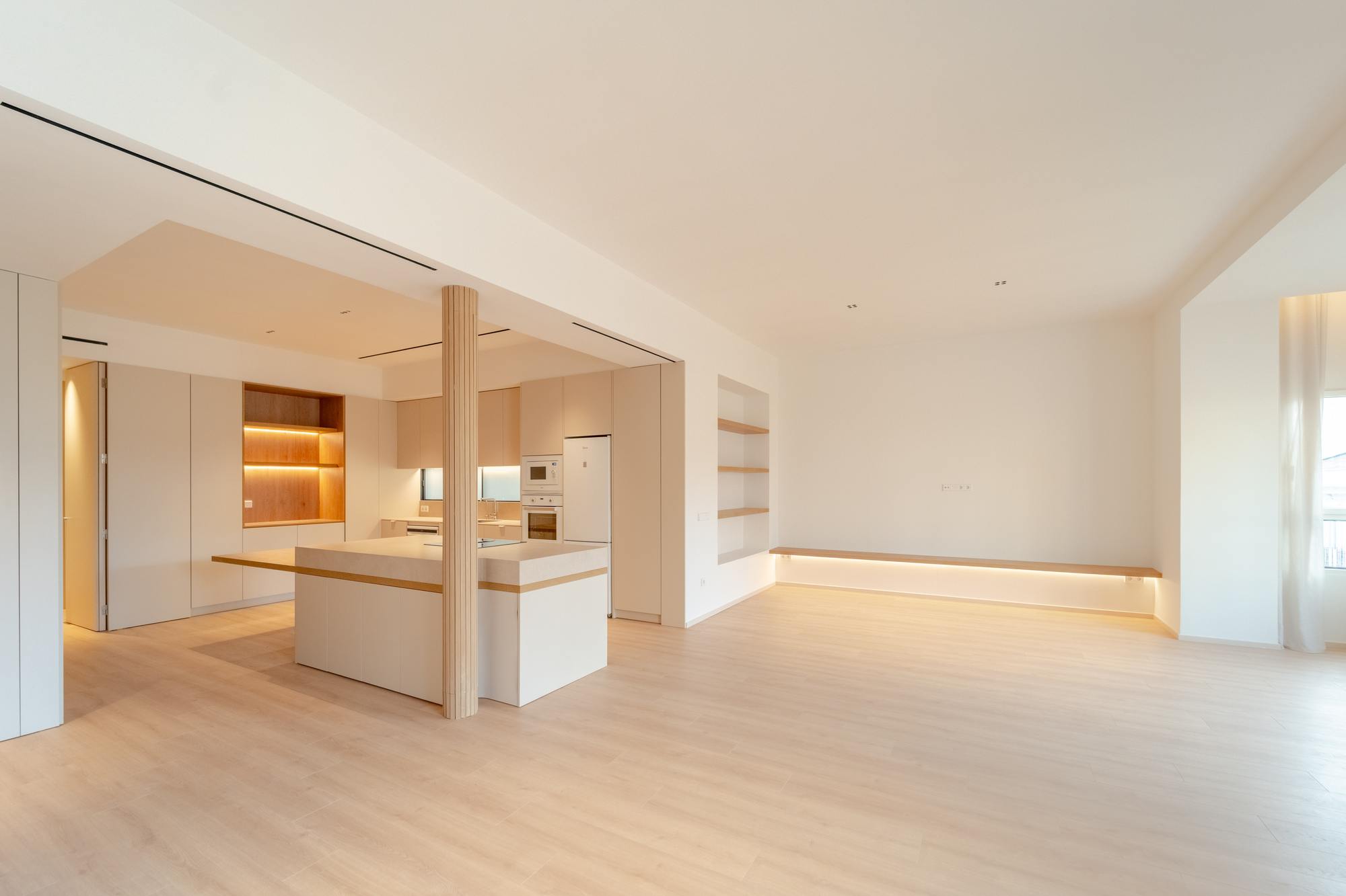 living - Piso de 197m² en venta en El Pla del Remei, Valencia - featured