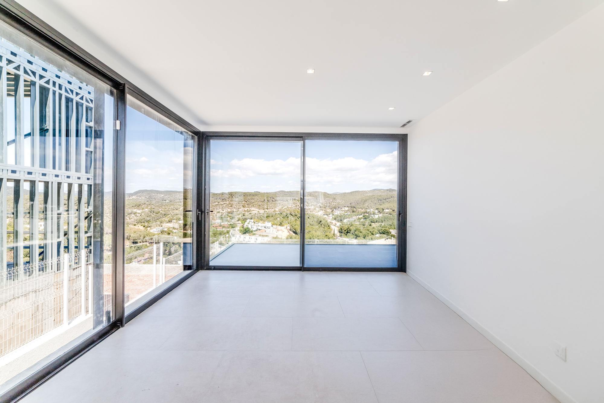 living - 226m² house / villa for sale in Mas Alba, Barcelona - gallery thumbnail - 9
