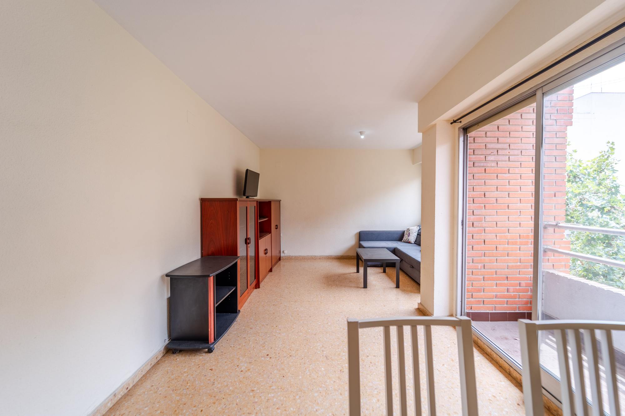 living - 116m² apartment for sale in Extramurs, Valencia - gallery thumbnail - 1