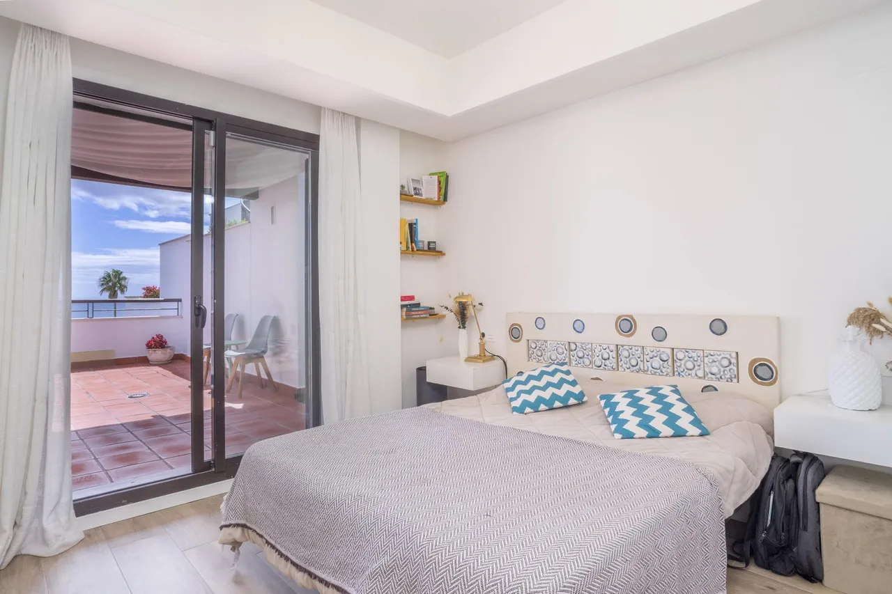 living - 160m² penthouse with 108m² terrace for sale in Casares - gallery - 9