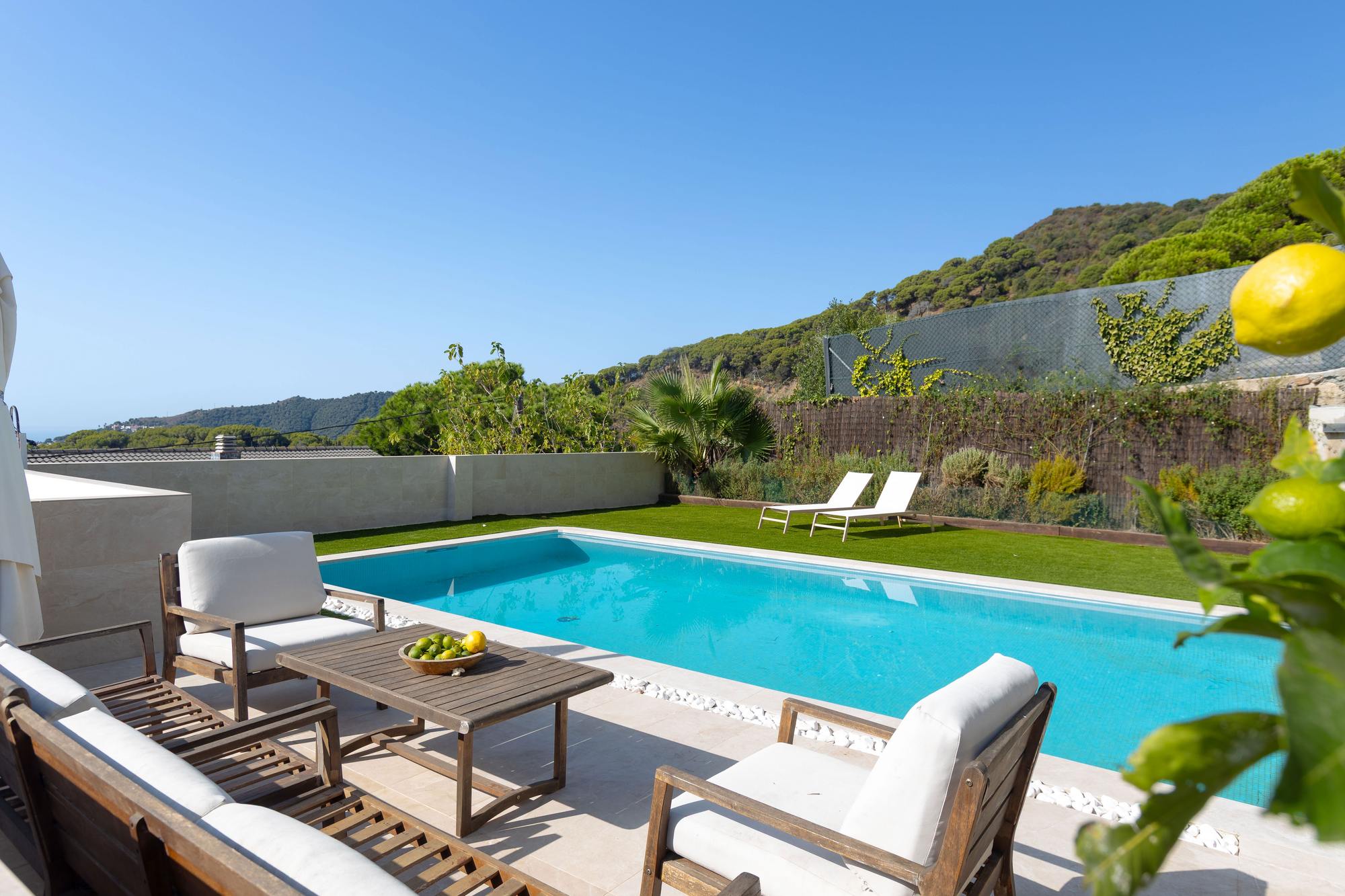 living - Casa / villa de 262m² en venta en Alella, Barcelona - gallery thumbnail - 1