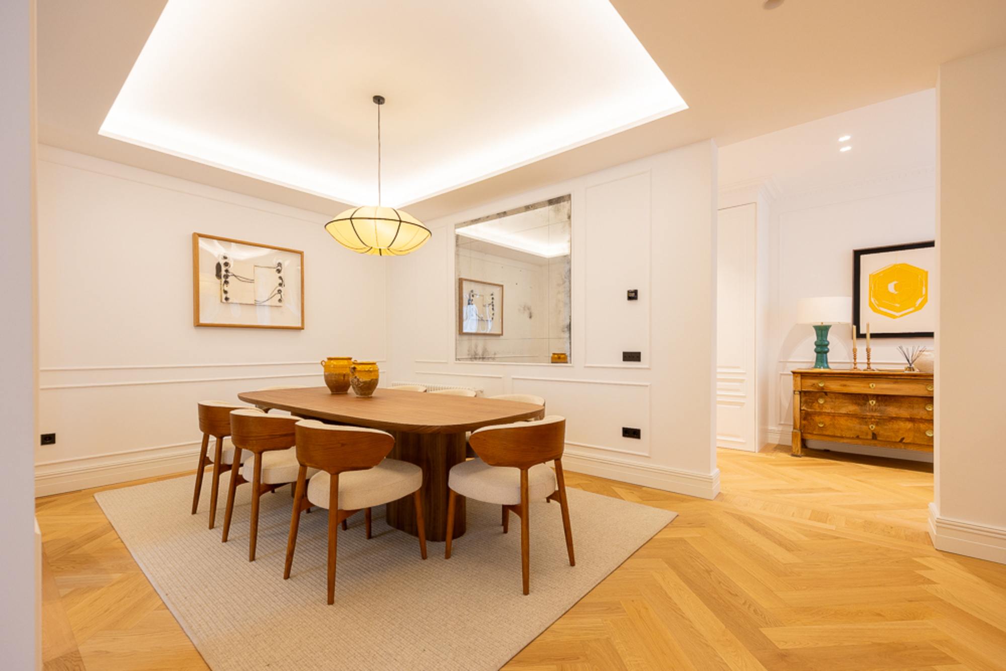 living - Piso de 245m² en venta en Almagro, Madrid - gallery - 5