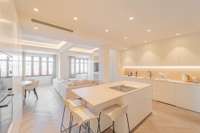 living - Piso de 126m² en alquiler en El Mercat, Valencia - gallery thumbnail - 2