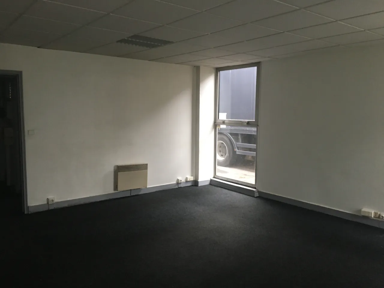 logistics - Activités / Bureaux À Louer - gallery - 7