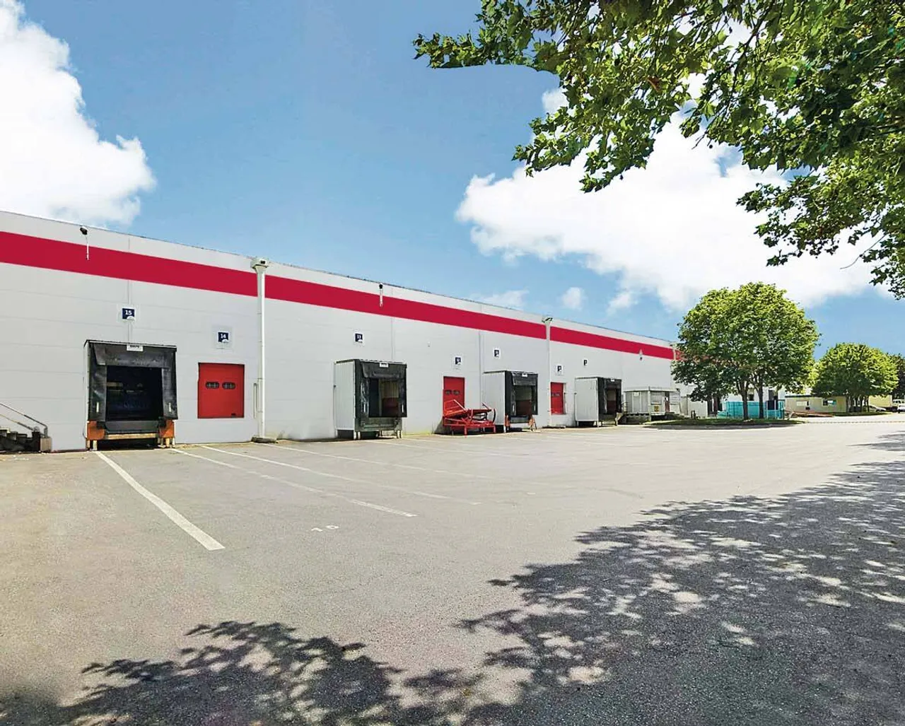 logistics - Logistics Warehouse For Rent - gallery - 5