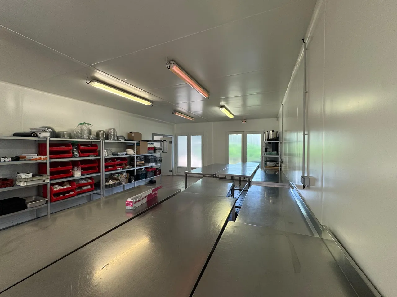 logistics - Light Industrial Premises / Offices For Sale - gallery - 9