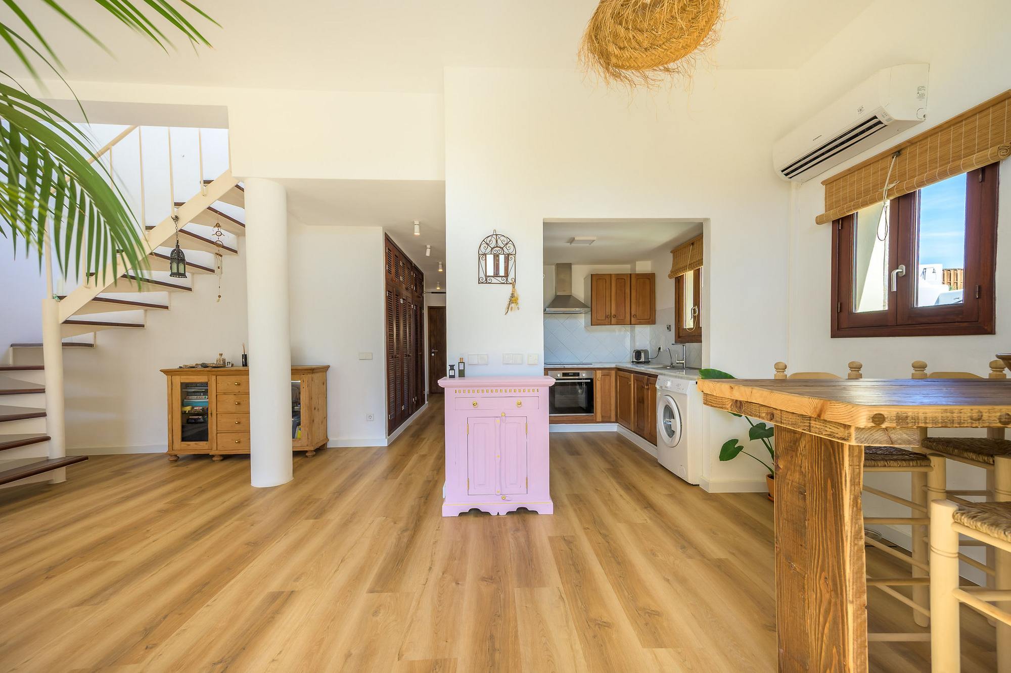 living - Piso de 154m² en venta en Santa Gertrudis, Islas Baleares - gallery thumbnail - 7