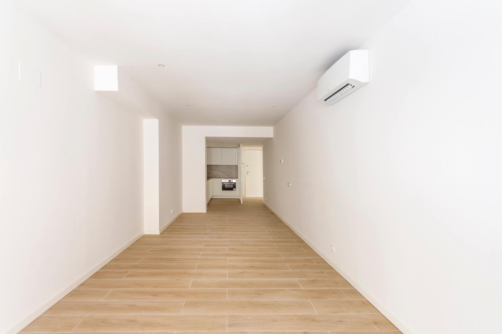 living - Piso de 65m² en alquiler en Ventilla - Almenara, Madrid - gallery thumbnail - 2
