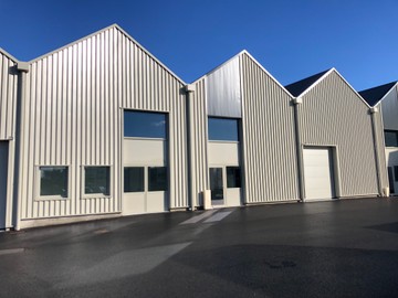 logistics - Light Industrial Premises / Offices For Rent - featured