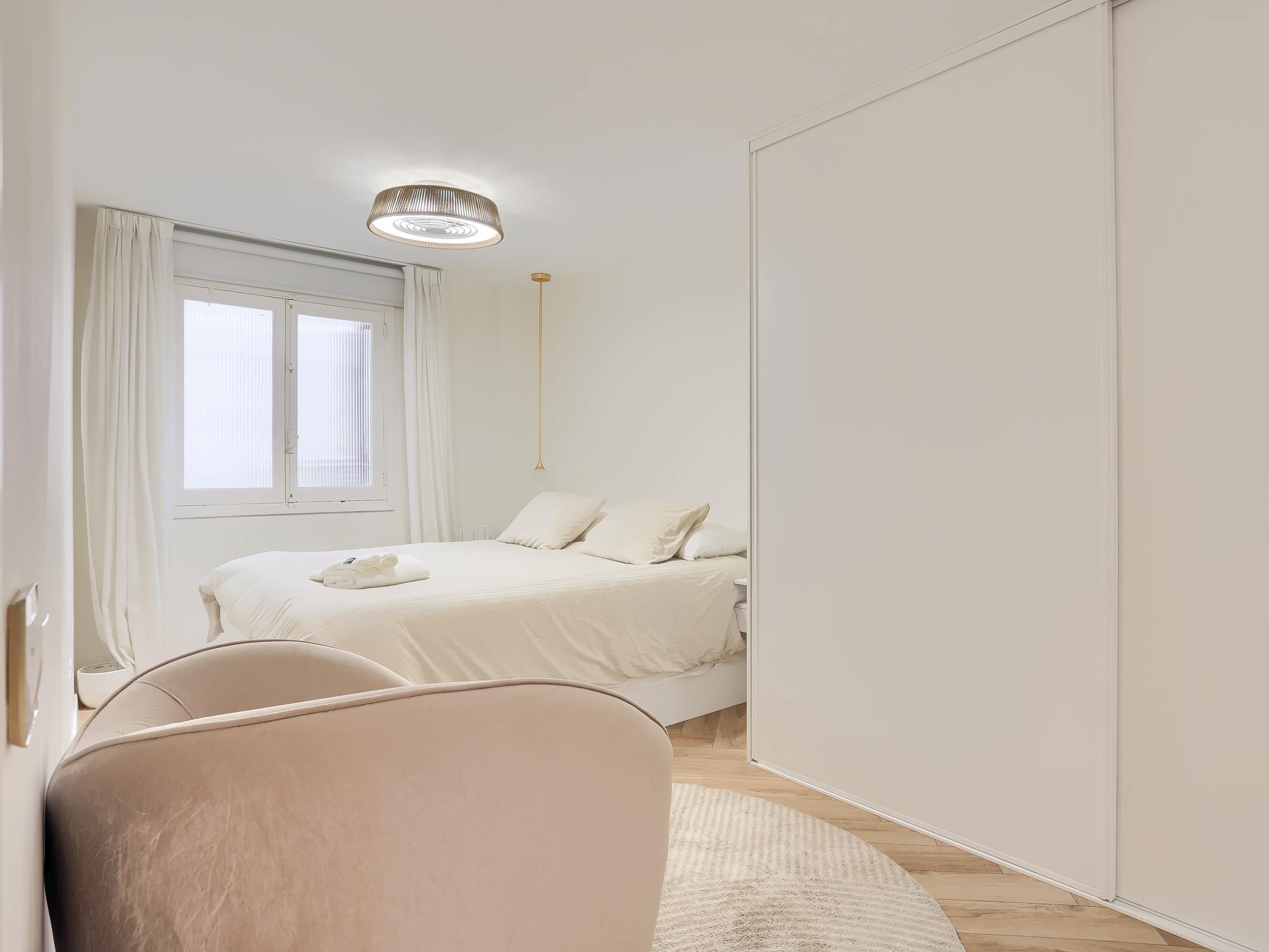 living - 123m² apartment for rent in Palma de Mallorca - gallery thumbnail - 5