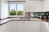 living - Ático de 159m² con 70m² terraza en venta en Palma de Mallorca - gallery thumbnail - 9