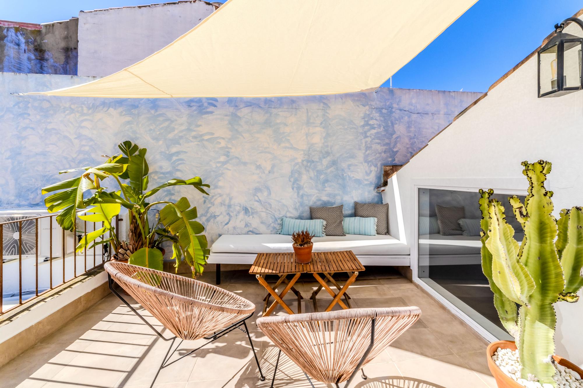 living - 125m² house / villa with 12m² terrace for sale in Sitges Town - gallery thumbnail - 2