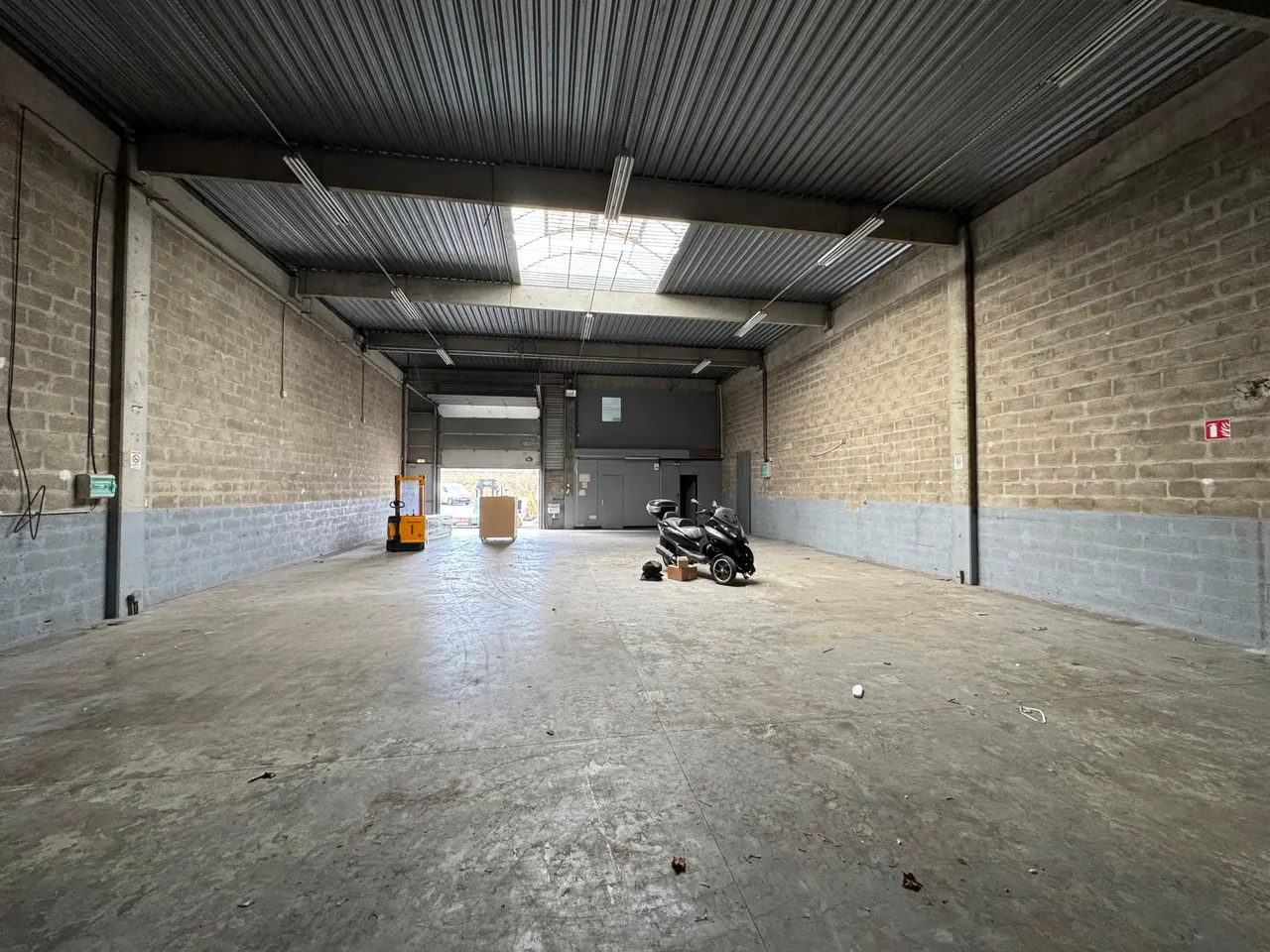 logistics - Activités / Bureaux À Louer - gallery - 6