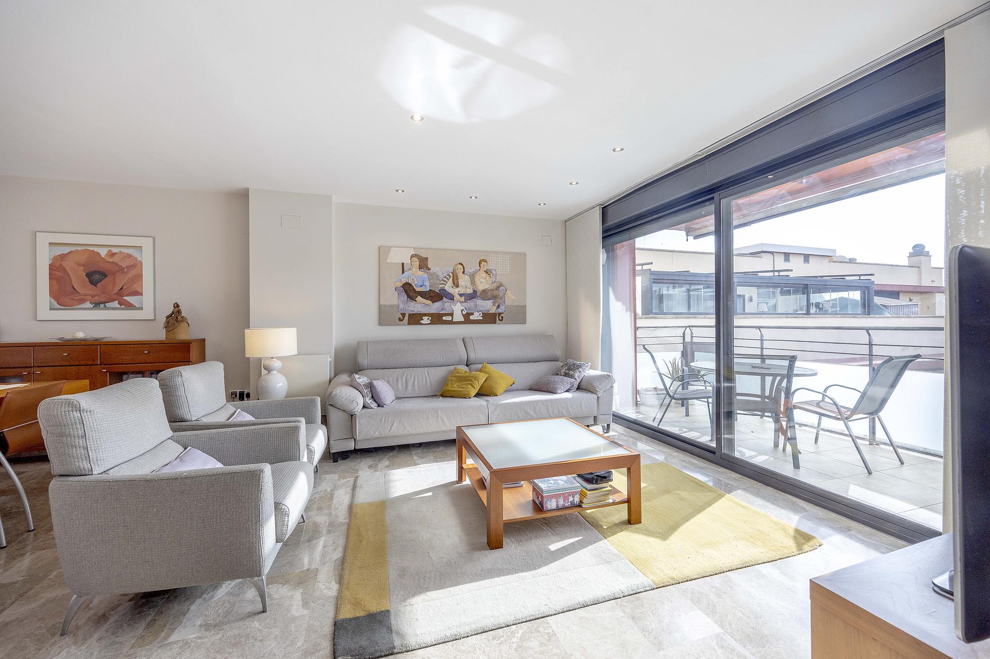 living - 191m² apartment with 13m² terrace for sale in Ciudad de las Ciencias - featured