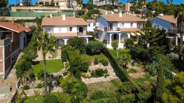 living - Casa / villa de 189m² con 16m² terraza en venta en Vallpineda - featured