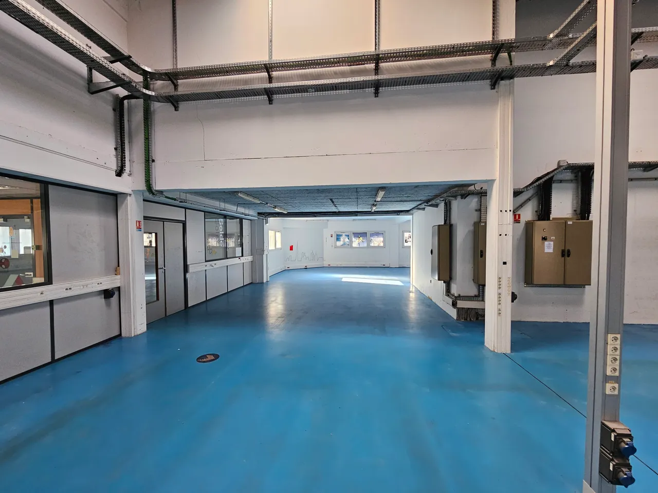 logistics - Activités / Bureaux À Louer - gallery - 9