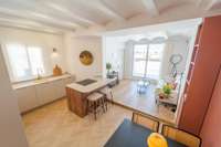 living - Ático de 60m² con 15m² terraza en alquiler en Extramurs - gallery thumbnail - 8