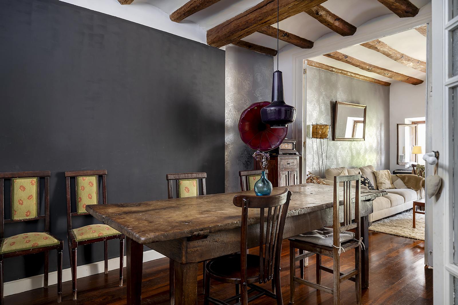 living - Piso de 118m² en venta en El Born, Barcelona - gallery thumbnail - 8