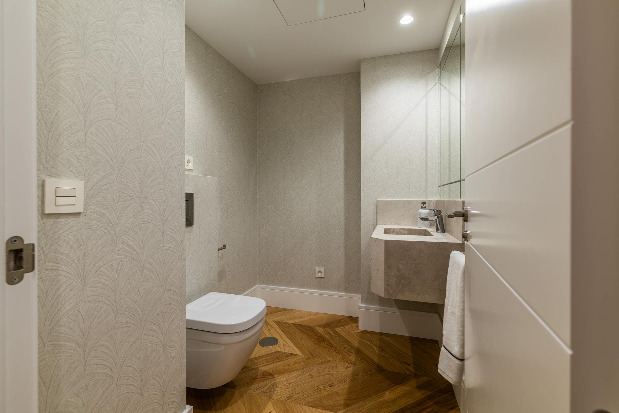 living - 225m² apartment for sale in Recoletos, Madrid - gallery thumbnail - 7