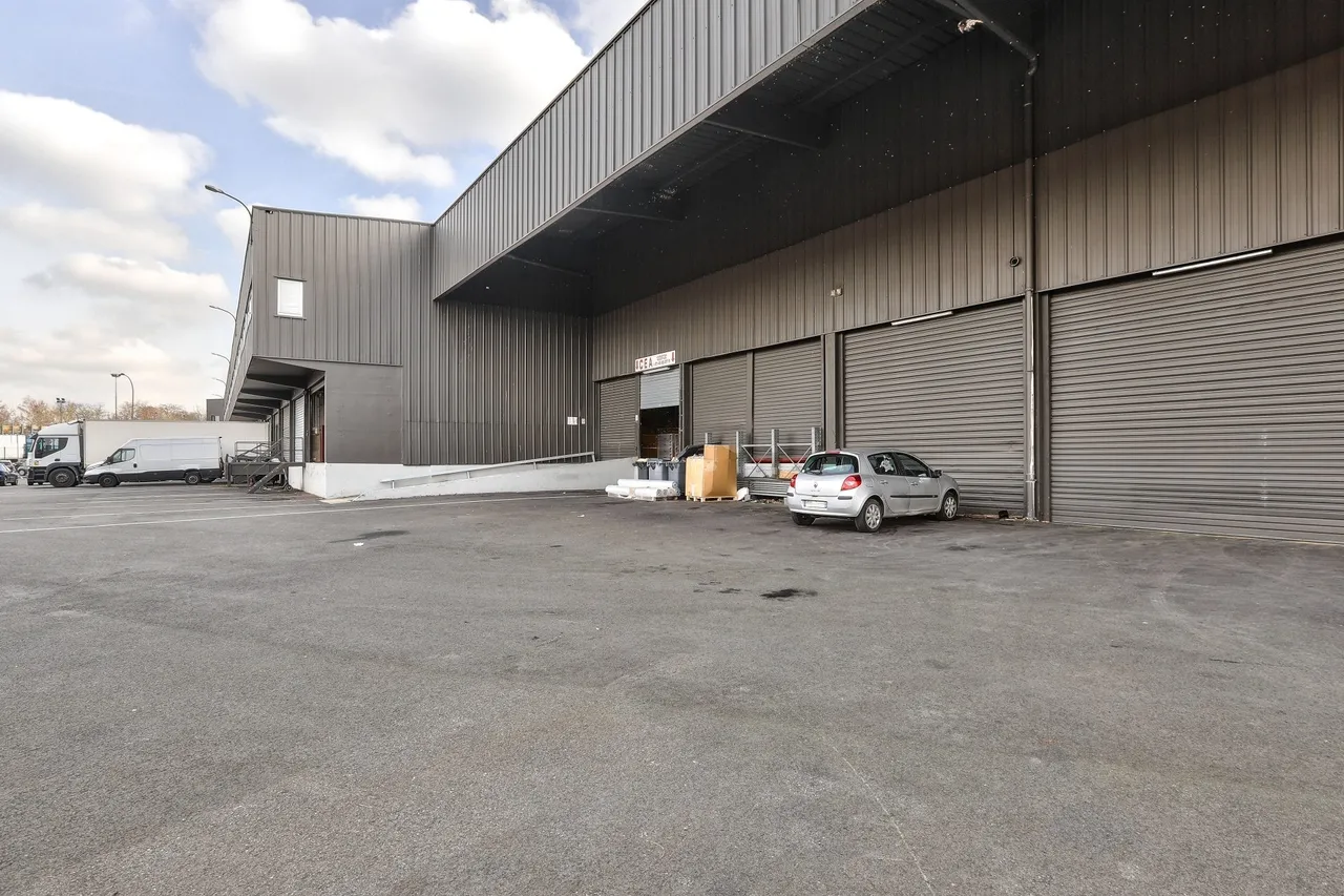 logistics - Light Industrial Premises / Offices For Rent - gallery - 6