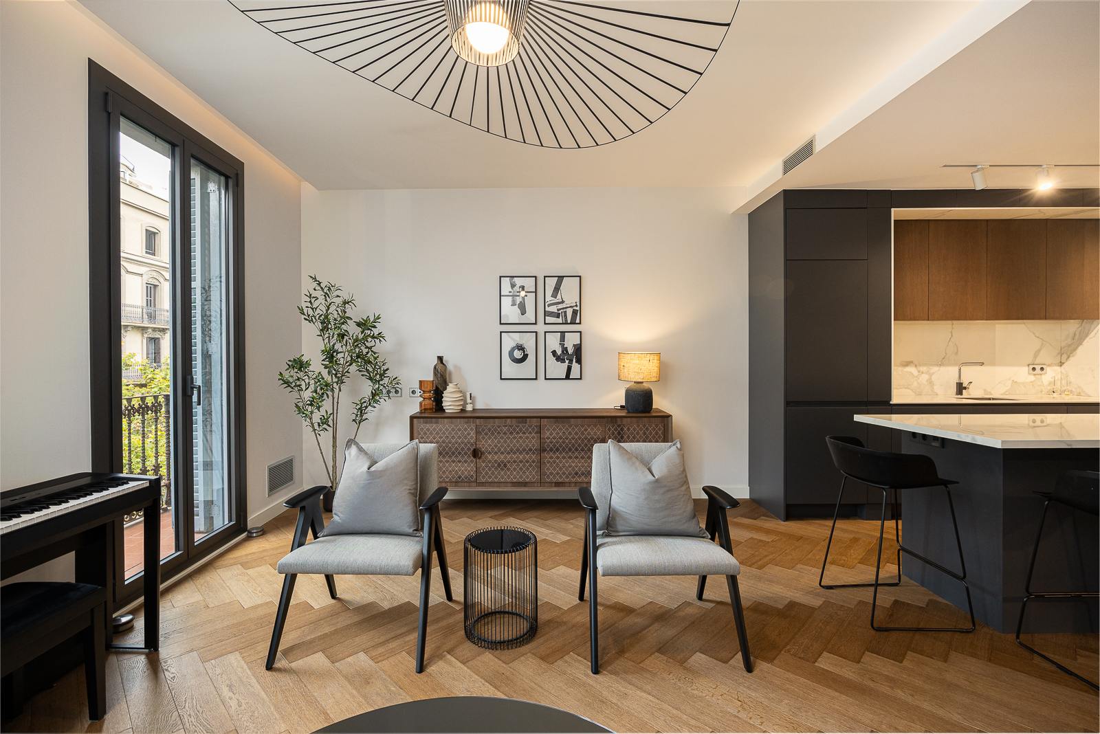 living - 147m² apartment with 6m² terrace for sale in Eixample Left - gallery thumbnail - 3