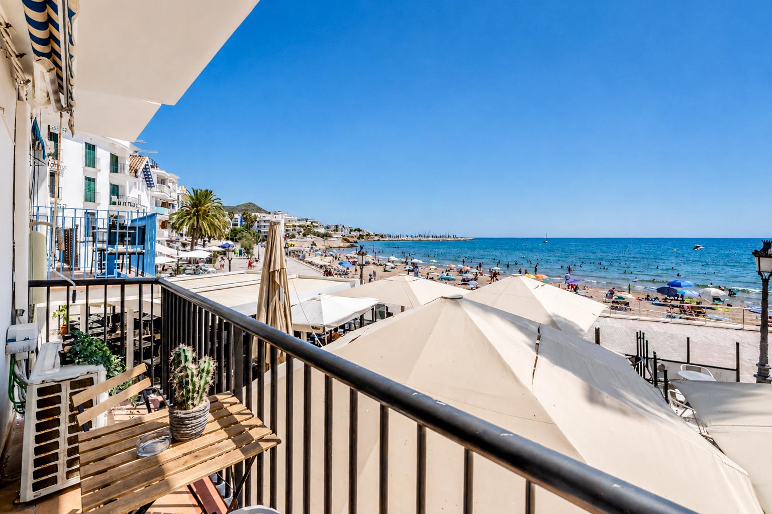living - 76m² apartment with 16m² terrace for sale in Sitges Town - gallery - 8