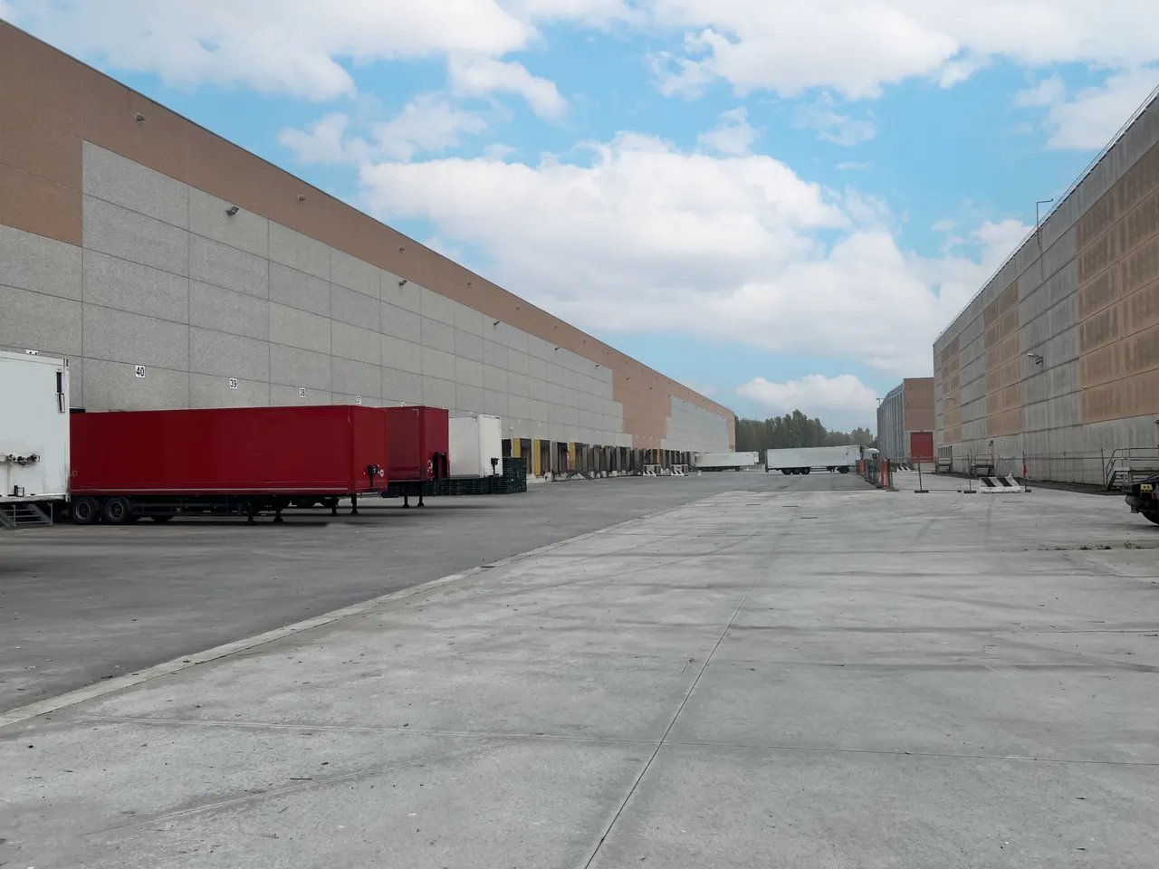 logistics - East Pavia - Logistics - Dils - gallery - 3