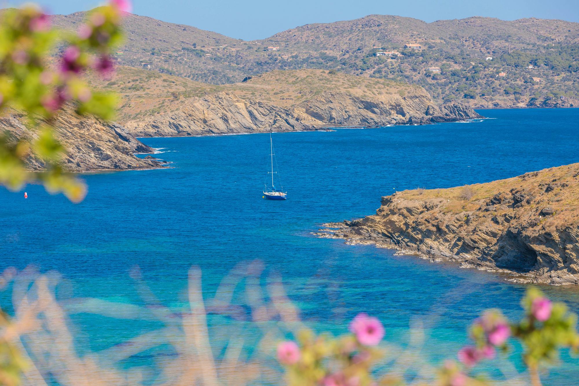living - 3,714m² plot for sale in Cadaqués, Costa Brava - gallery - 3