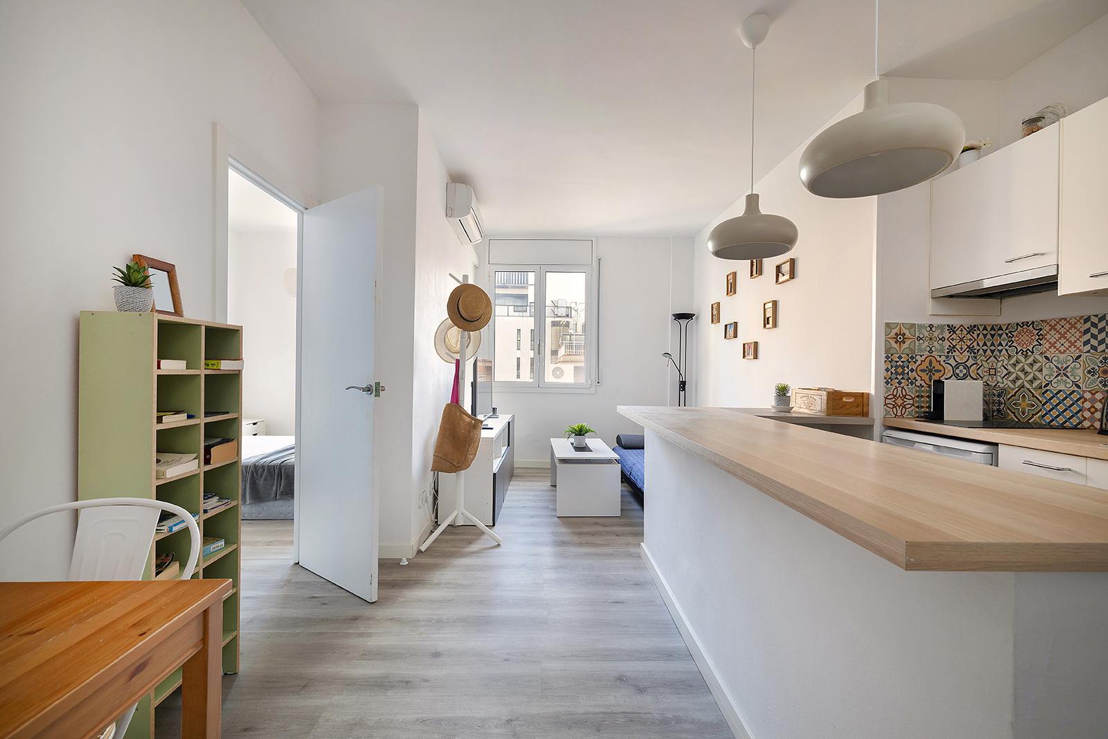 living - Piso de 45m² en venta en El Putxet, Barcelona - gallery thumbnail - 2