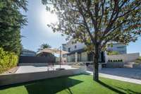 living - 243m² house / villa with 9m² terrace for sale in El Soto de la Moraleja - gallery thumbnail - 5