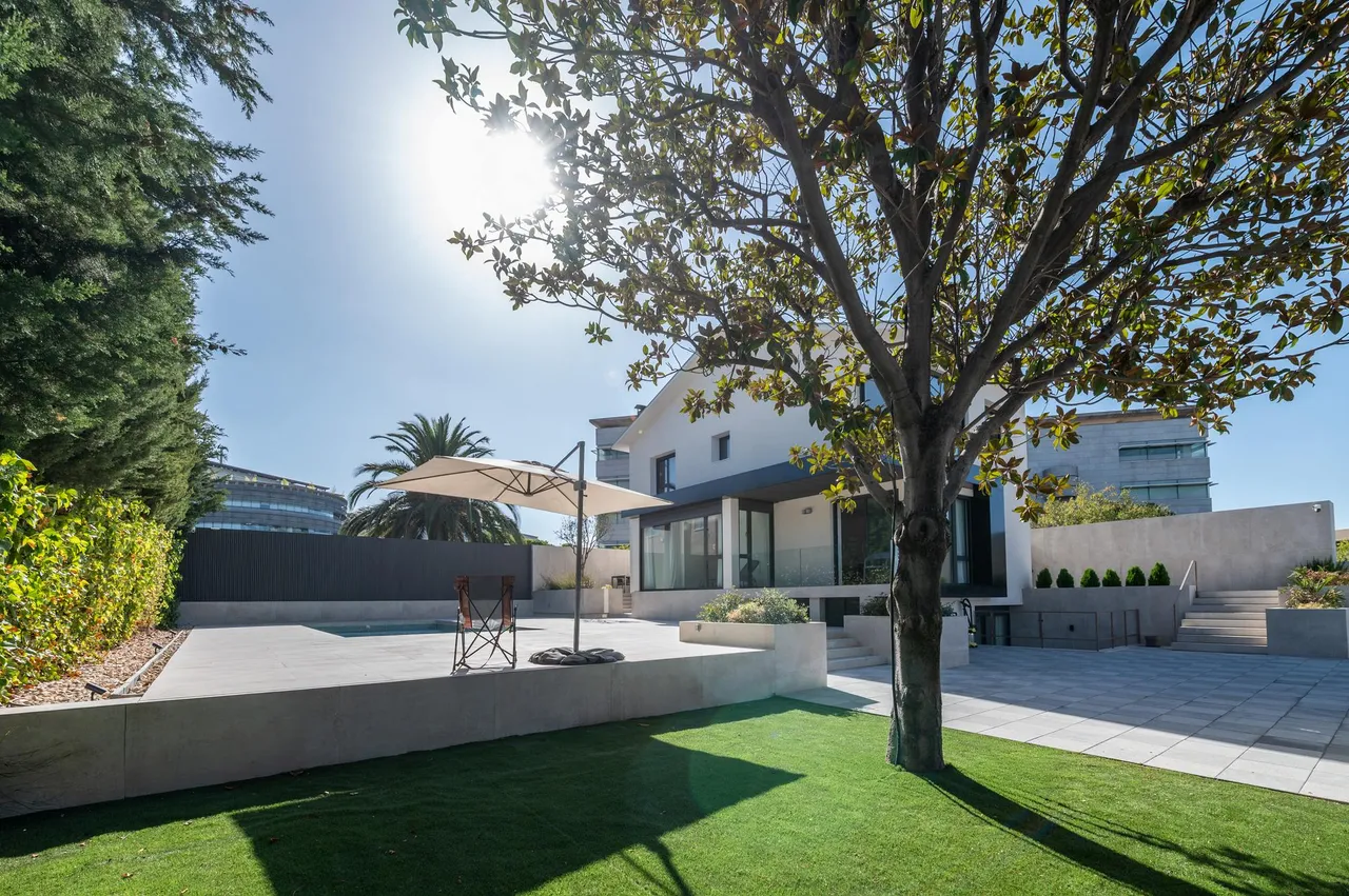 living - Casa / villa de 243m² con 9m² terraza en venta en El Soto de la Moraleja - gallery - 5